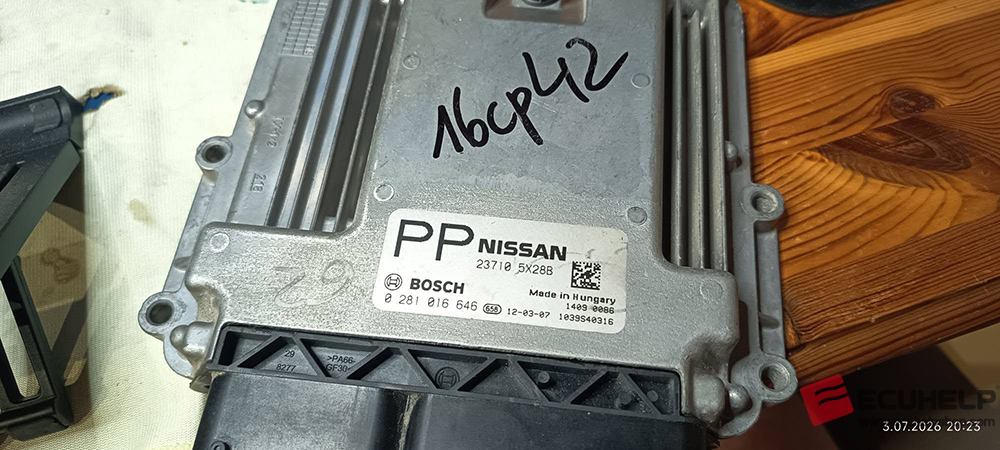 ECUHELP KT 200 Plus Clone Nissan edc16cp42 on Bench-01