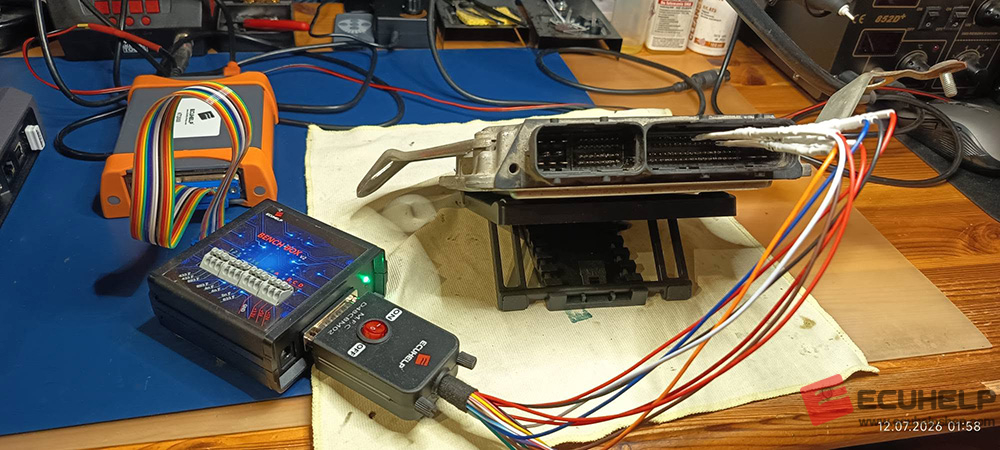 
ECUHELP KT200II Read Write Toyota urban cruiser edc17cp37 on Bench-04