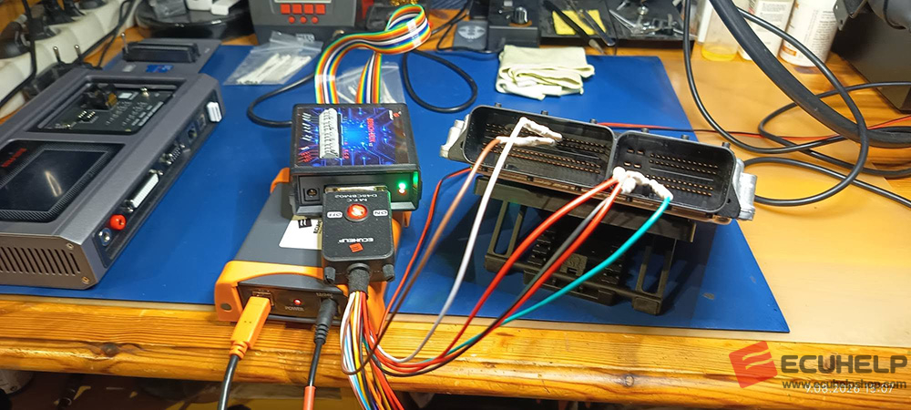 ECUHELP KT200II Read and Write BMW edc16c35 on Bench-02